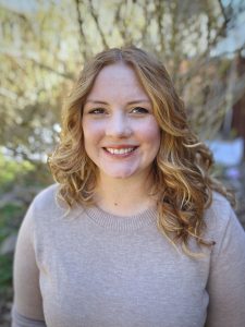 Anna Geinosky~ Lead Planner/Coordinator/Floral Designer